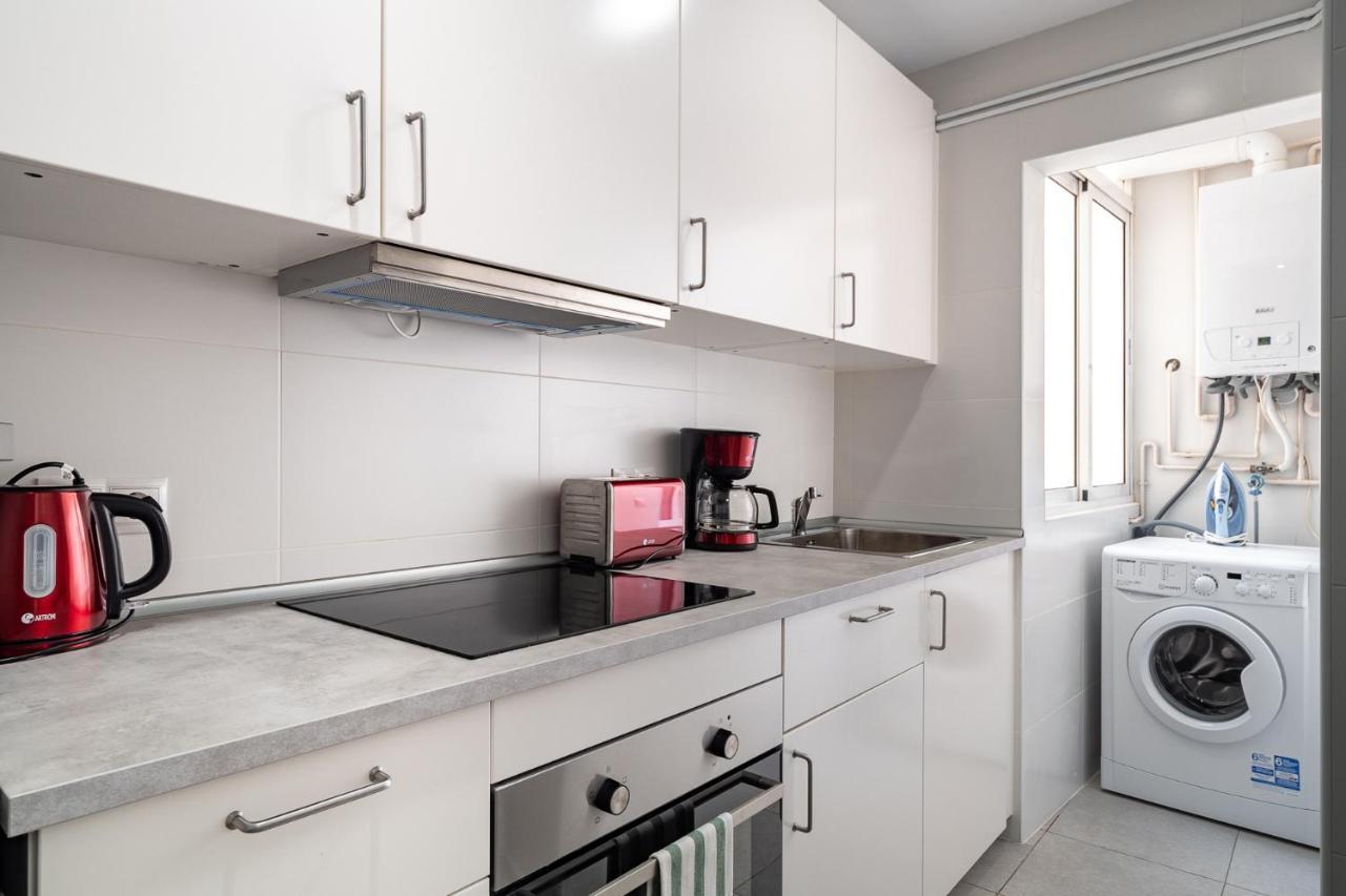 Lovely Apartment Barca 2 Сан-Адріа-де-Бесос Екстер'єр фото